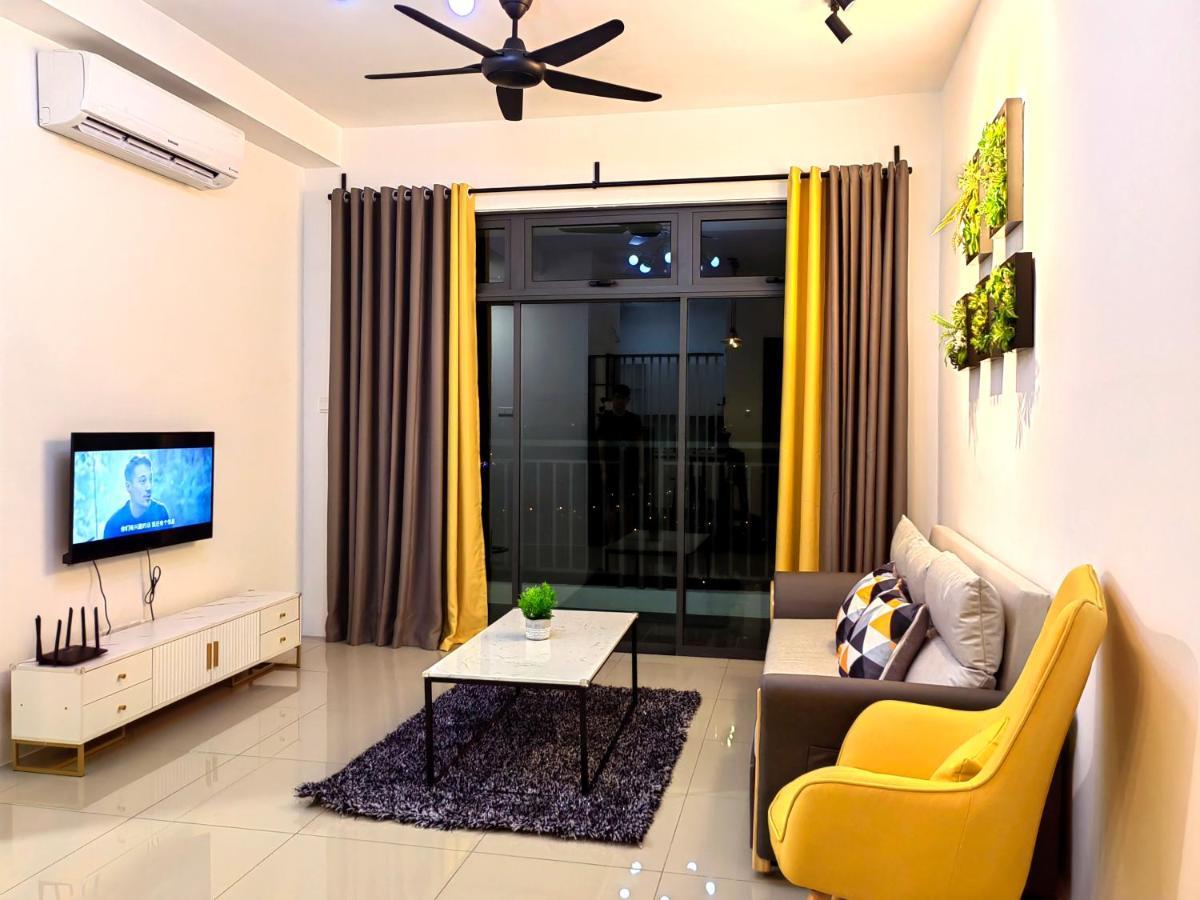 8Scape Residences Batman Vs Ironman@Lsy Home & Leisure Johor Bahru Exterior photo